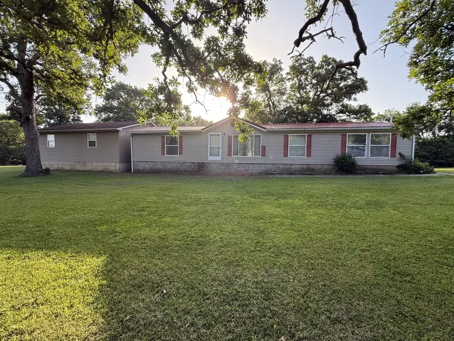 2836 County Road 1330, Moberly, MO 65270 - #2