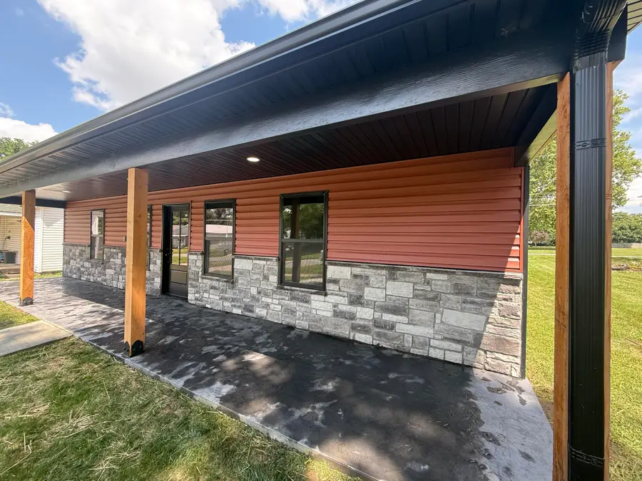 520 N Ault St., Moberly, MO 65270 - #2