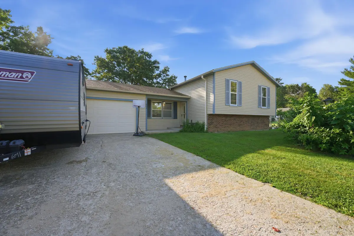 622 Wescott, Moberly, MO 65270 - #1