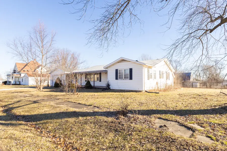303 Pine St., Bucklin, MO 64631 - Image #2