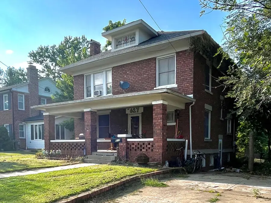 617 W Carpenter St., Moberly, MO 65270 - #3