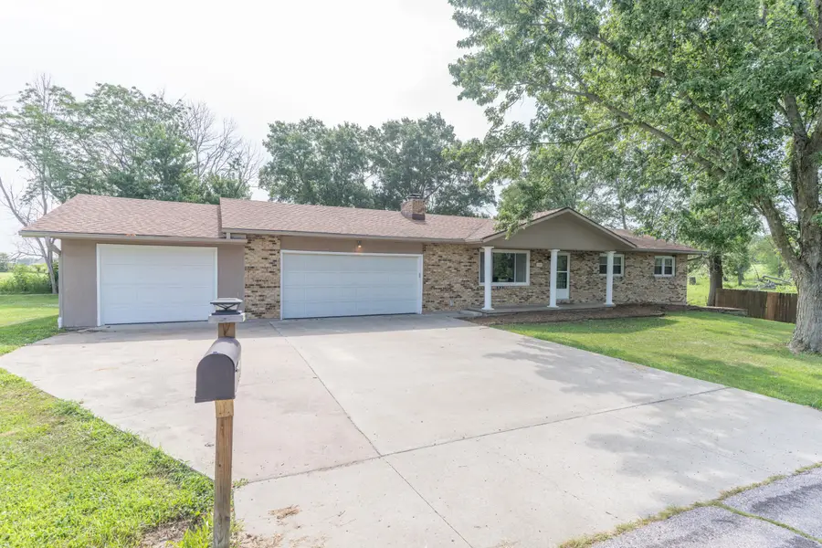 2560 Kroner Dr., Moberly, MO 65270 - #2