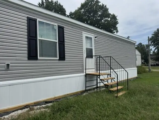504 Randolph St., Huntsville, MO 65259 - #2