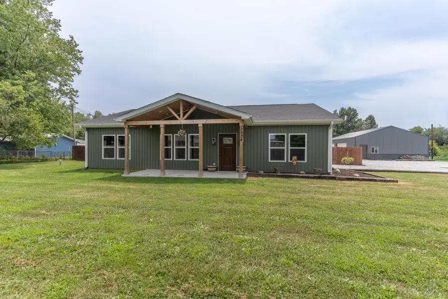 2924 E Benson, Sturgeon, MO 65284 - #2