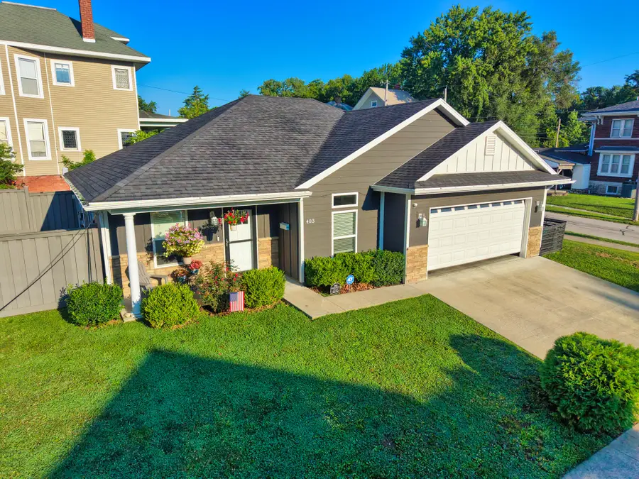 403 Epperson St., Moberly, MO 65270 - #2