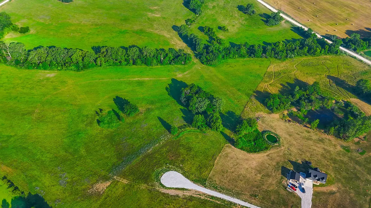 205 Private Road 1260, Huntsville, MO 65259 - #1