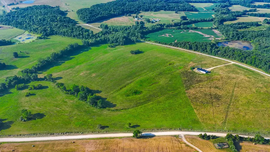 2898 County Road 1265, Huntsville, MO 65259 - #3