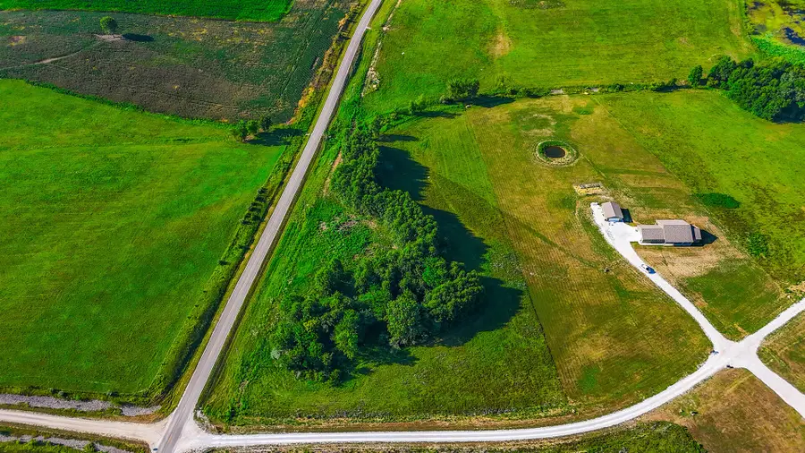 64 Private Road 1260, Huntsville, MO 65259 - #2