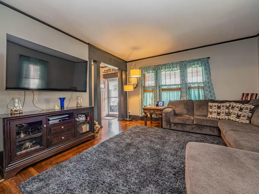 420 E Logan St., Moberly, MO 65270 - #3