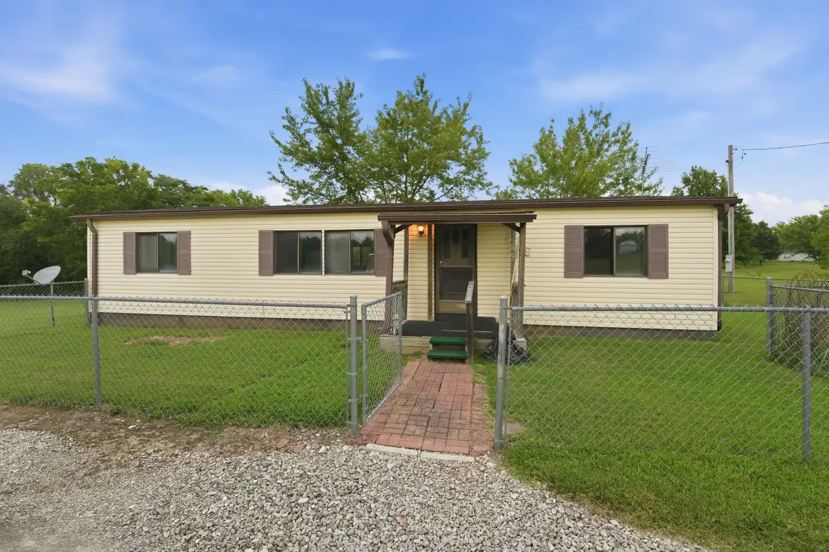 11071 N Highway Vv, Columbia, MO 65202 - #1