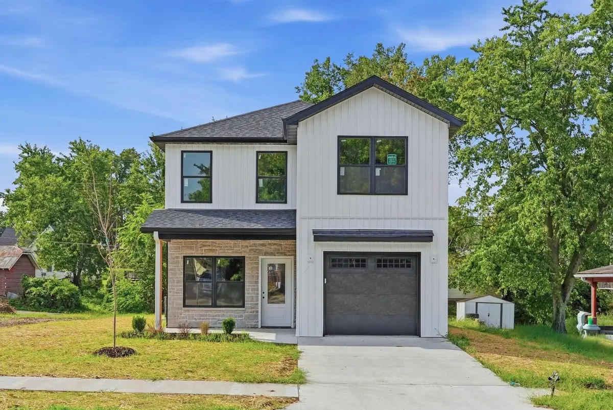 1010 Concannon St., Moberly, MO 65270 - #1