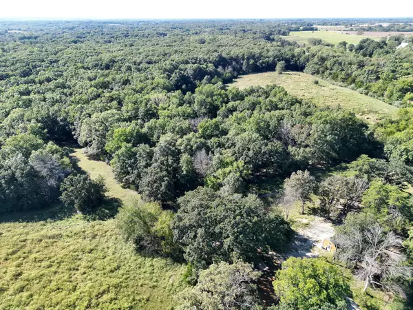 27836 Southwest, Macon, MO 63552