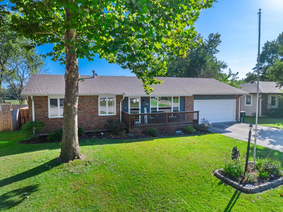 754 Meadowbrook Circle, Moberly, MO 65270 - #3