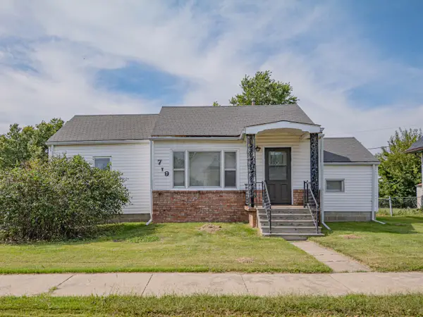 719 Garfield Ave., Moberly, MO 65270