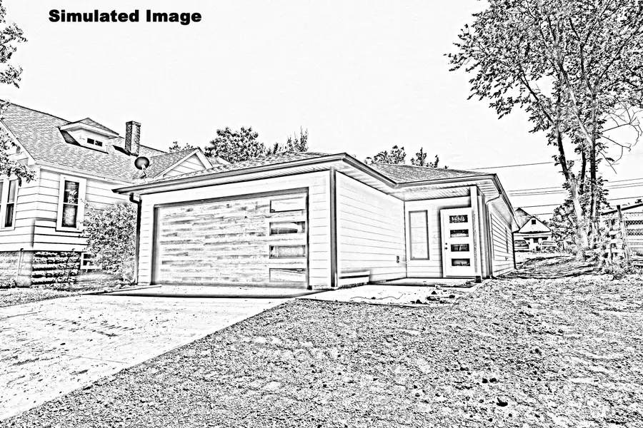 817 Bond St., Moberly, MO 65270 - #2