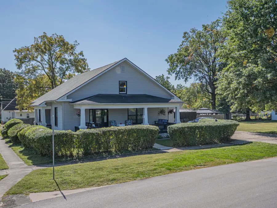 923 Emerson St., Moberly, MO 65270 - #3