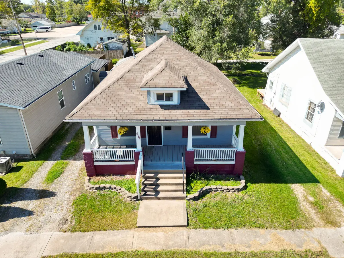 519 Monroe Ave., Moberly, MO 65270 - #1