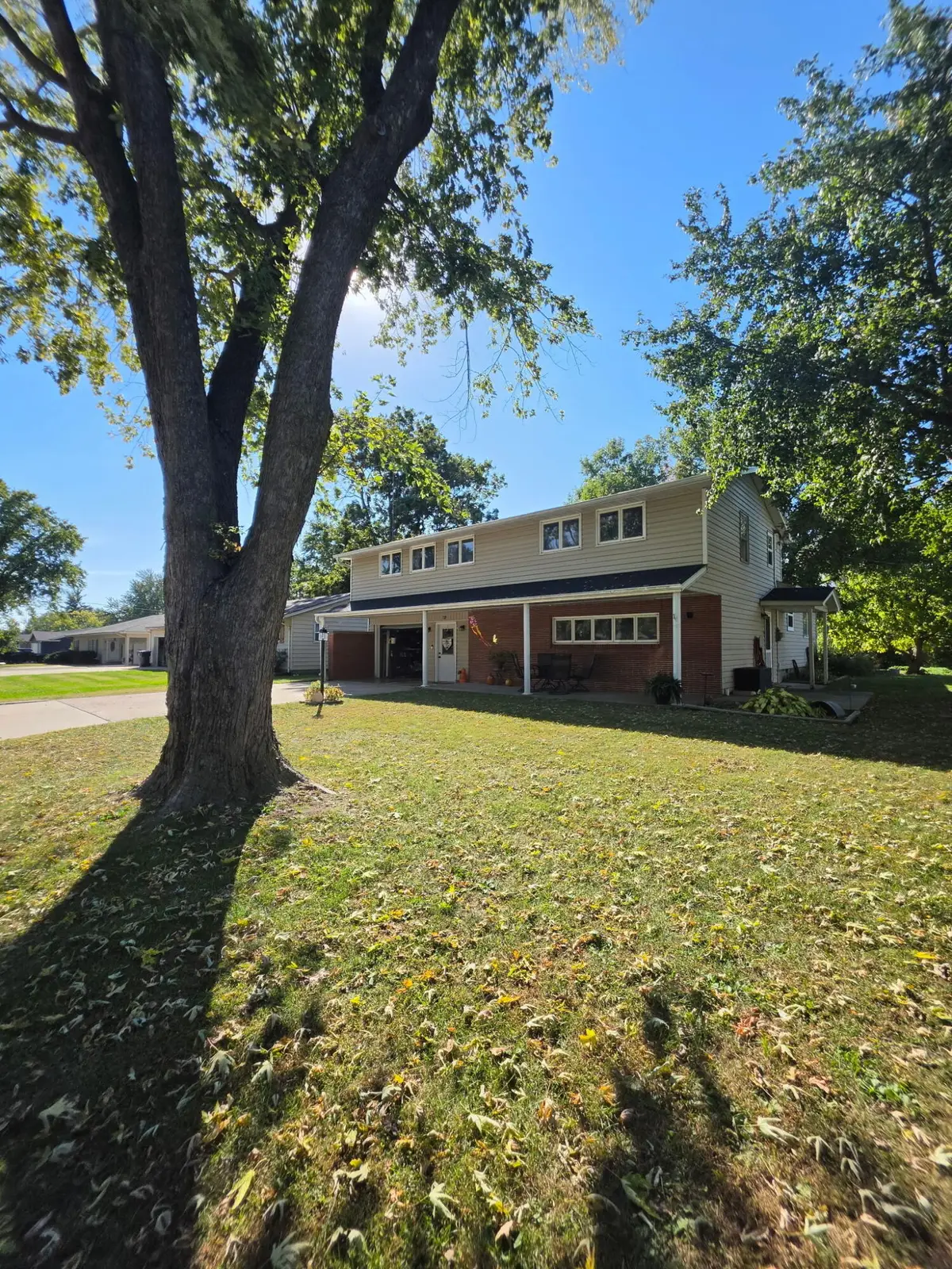 723 Saint Charles St., Moberly, MO 65270 - #1