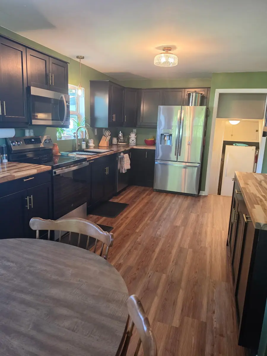 723 Saint Charles St., Moberly, MO 65270 - #3