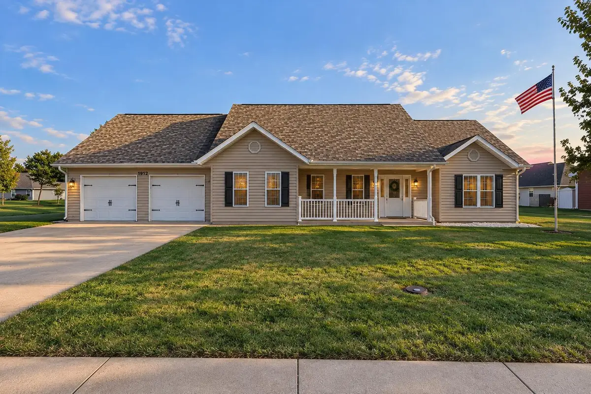 1912 Chariton Ave., Moberly, MO 65270 - #1