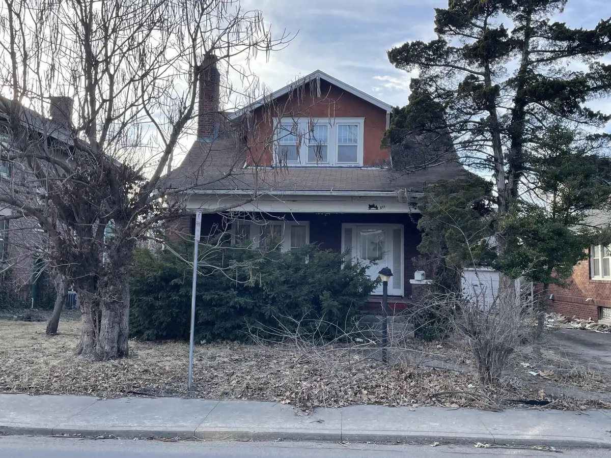 311 Epperson St., Moberly, MO 65270 - #1