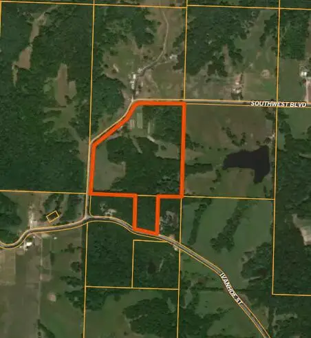 27836 Southwest, Macon, MO 63552