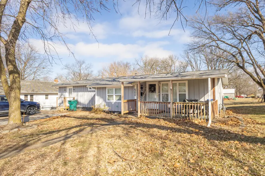 500 W Walker, Marceline, MO 64658 - #2