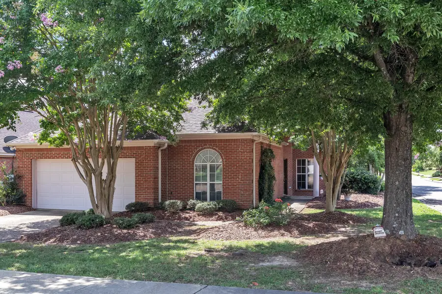 141 Dover Ct, Starkville, MS 39759 - #2