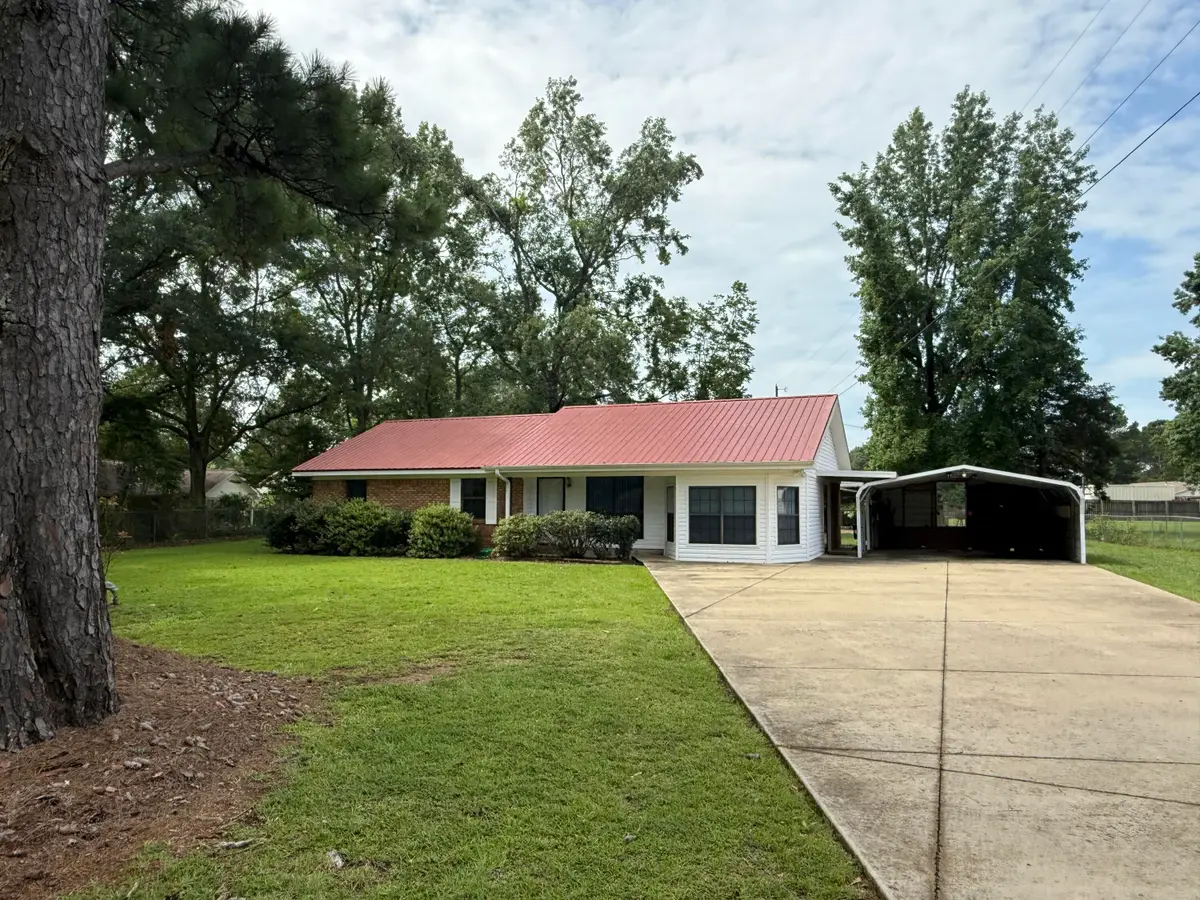2654 Yorkville Rd, Columbus, MS 39702 - #1