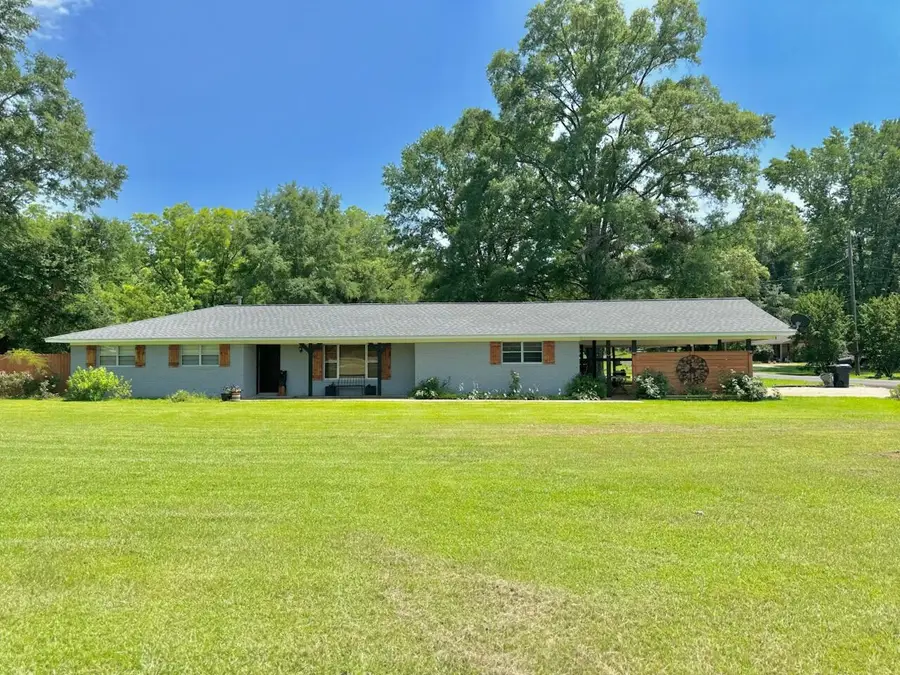 218 College St, Mathiston, MS 39752 - #2