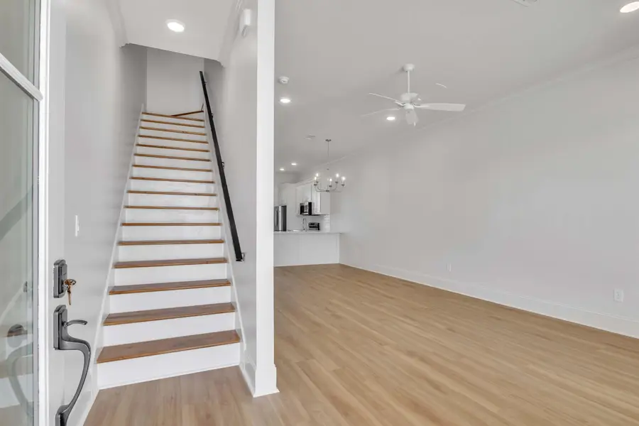 100 Breezeway Cv, Columbus, MS 39701 - #3