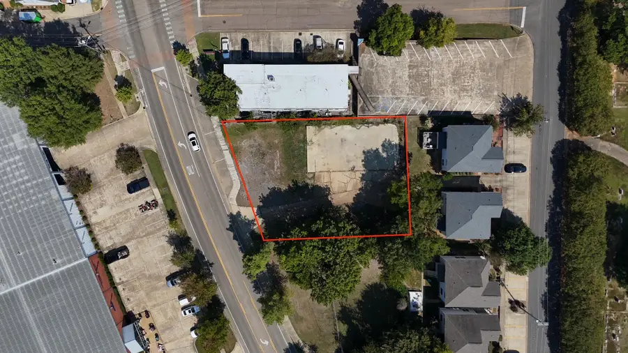 208 Russell Street, Starkville, MS 39759 - #2