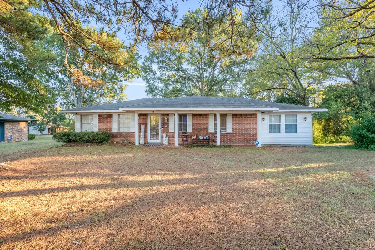 44 Torbert Dr, West Point, MS 39773 - #1