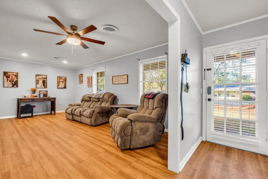 44 Torbert Dr, West Point, MS 39773 - #3