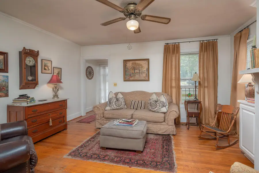 407 N Montgomery St, Starkville, MS 39759 - #3