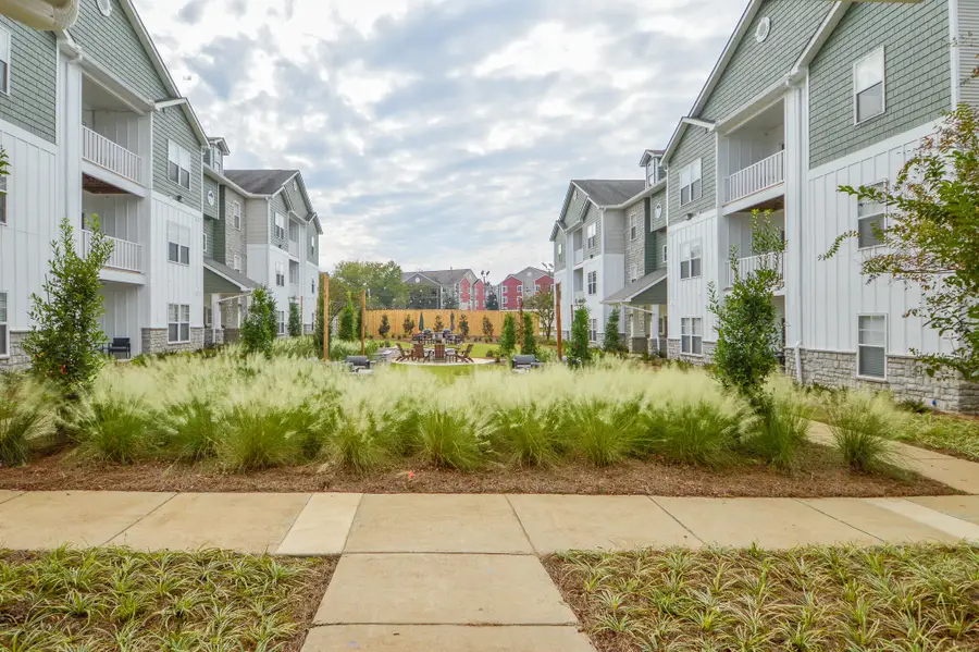 214 Graham Rd - Unit 304, Starkville, MS 39759 - #2