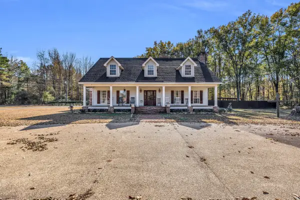 240 Shrinewood Drive, Columbus, MS 39705