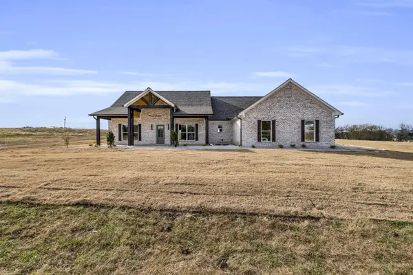 49 Billy Casper Dr, Columbus, MS 39701