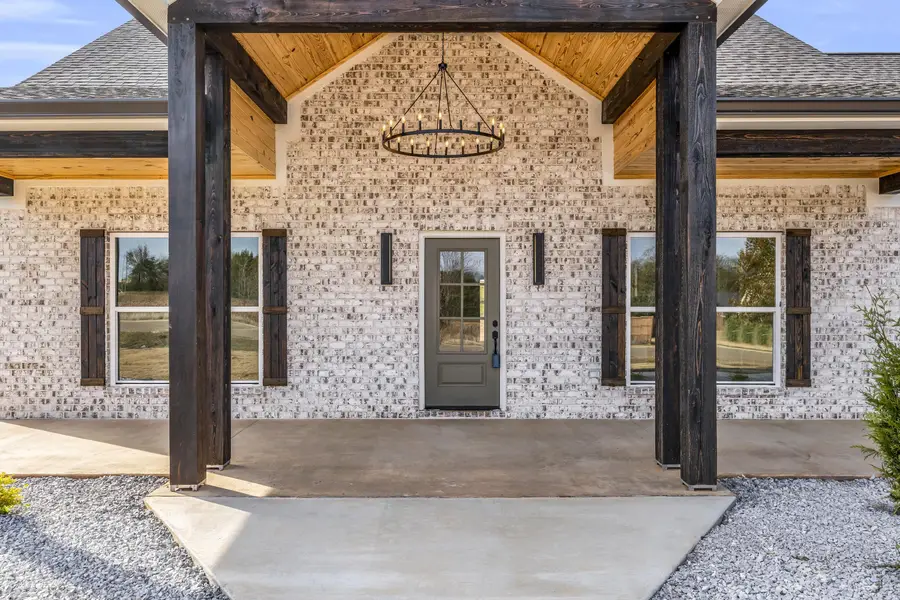 49 Billy Casper Dr, Columbus, MS 39701 - #2