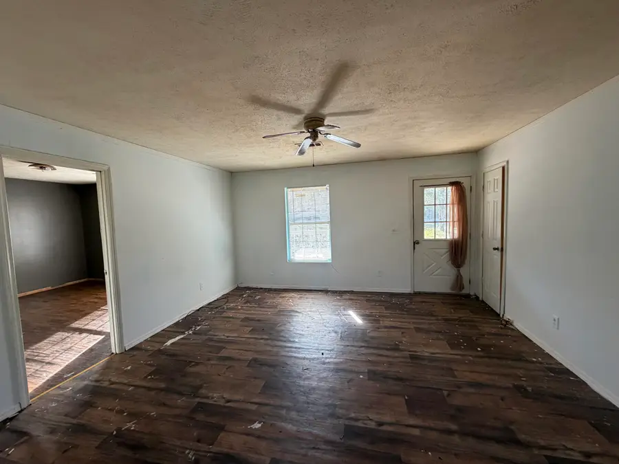 19114 Ms-46, Mantee, MS 39751 - #3