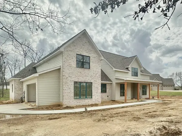 760 Ironwood Dr, Starkville, MS 39759