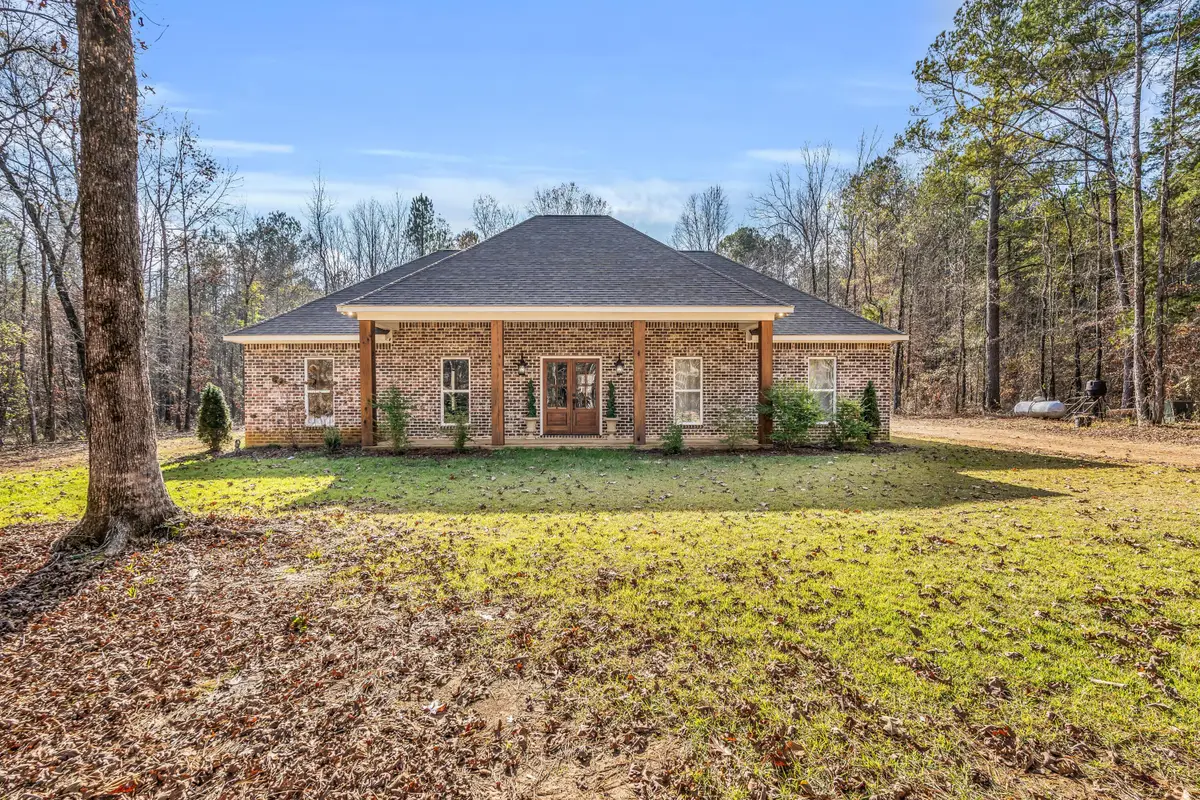 4570 New Light Rd, Starkville, MS 39759 - #1