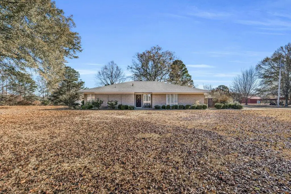 12766 Ms-15, Mantee, MS 39751 - #1