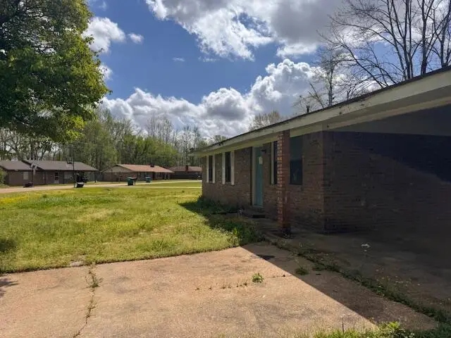 423 Grenada Ave, Grenada, MS 38901 - #2