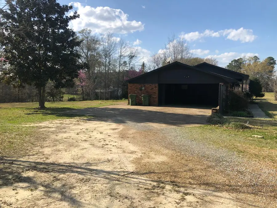 16495 E John C Stennis Dr, Louisville, MS 39339 - #2