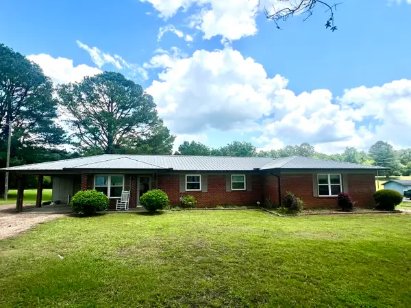 714 Herman Shirley Rd, West Point, MS 39773