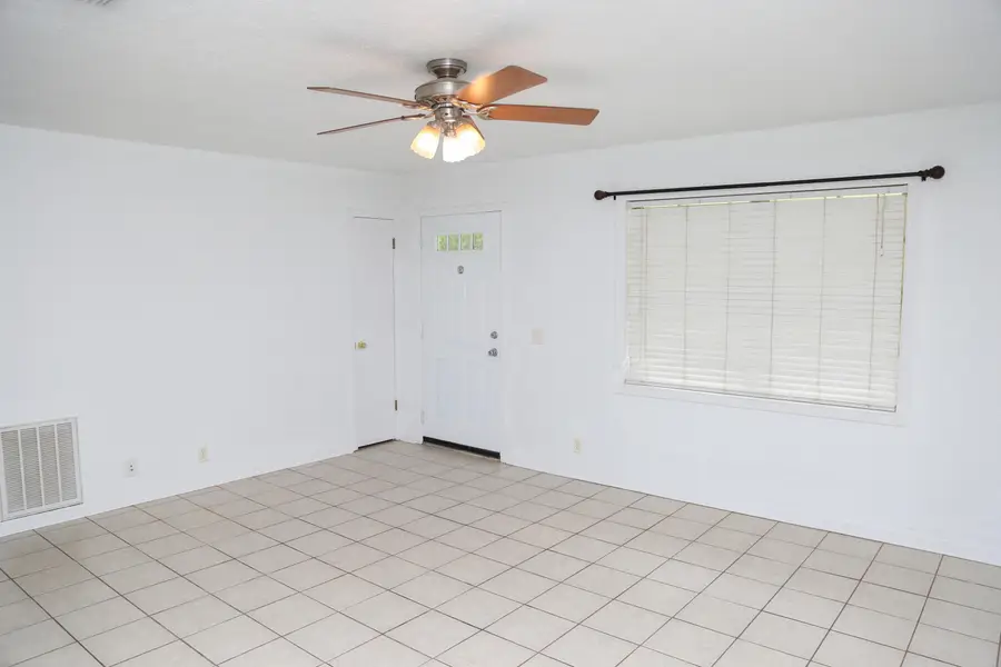 747 Mert Rickman, Columbus, MS 39702 - #3