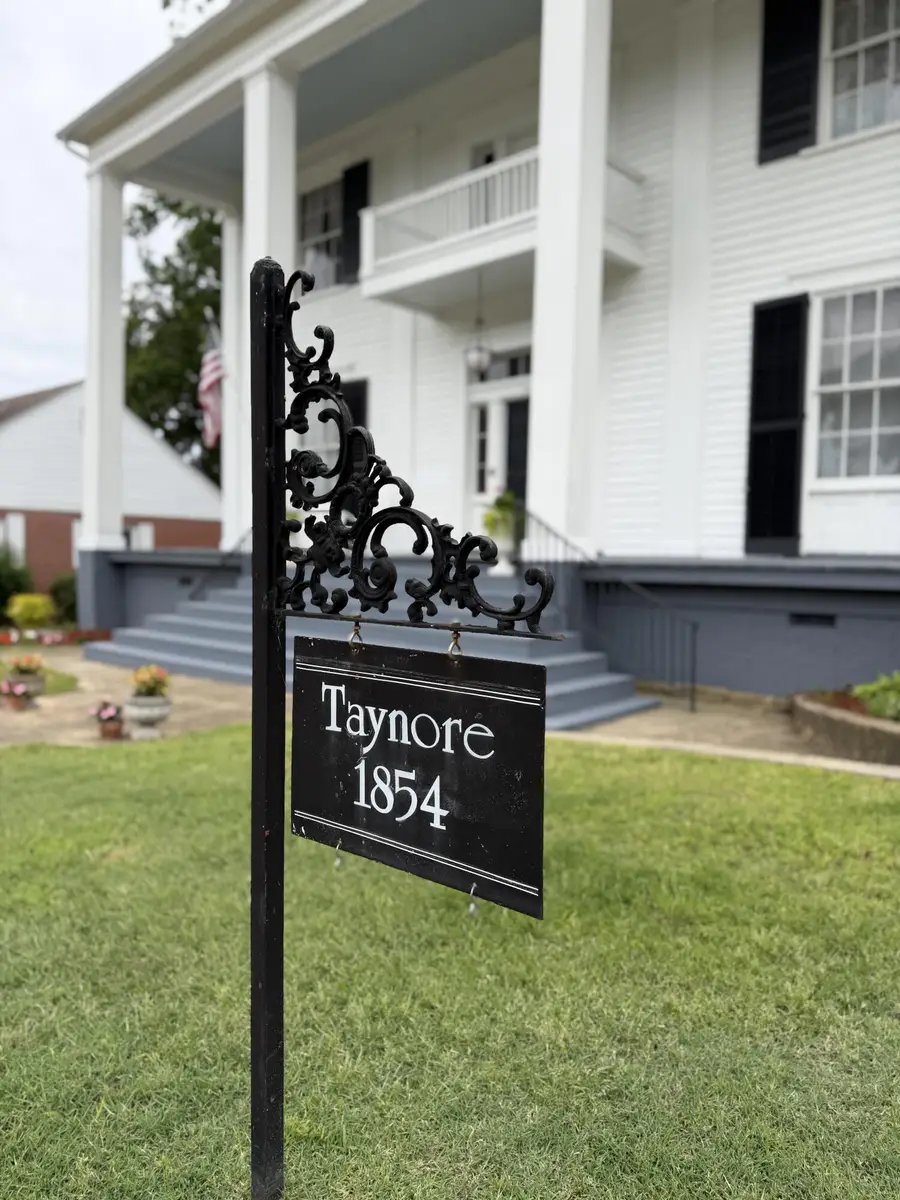 806 3rd, Columbus, MS 39701 - #3