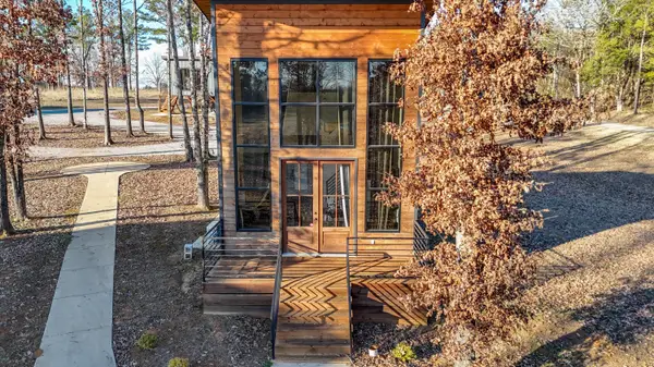 950 Adams, Starkville, MS 39759