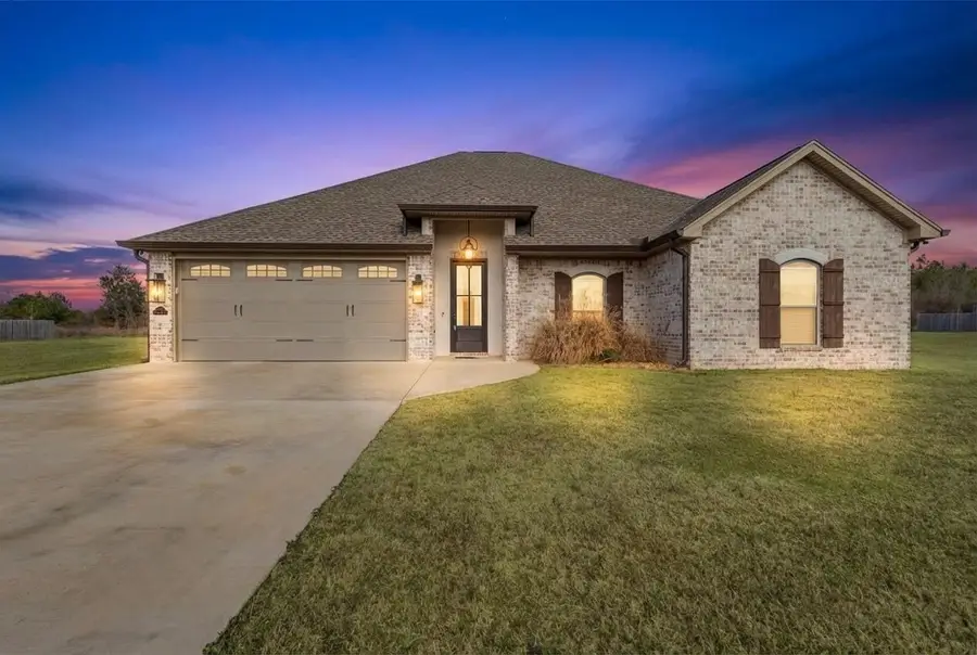 641 Abbey Road, Caledonia, MS 39740 - #2